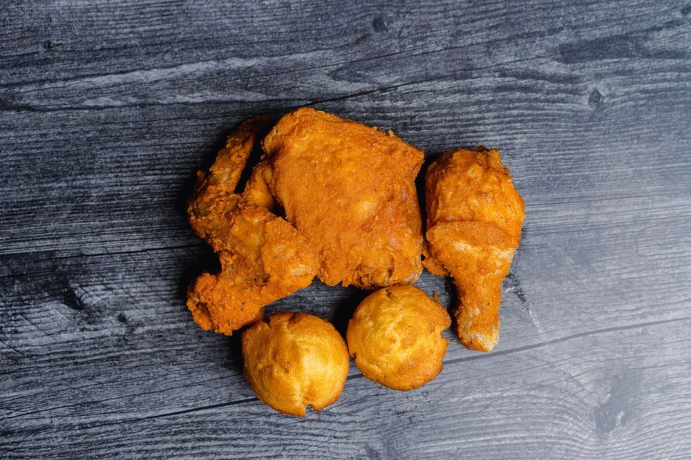 3pc Chicken & 2 Cornbread