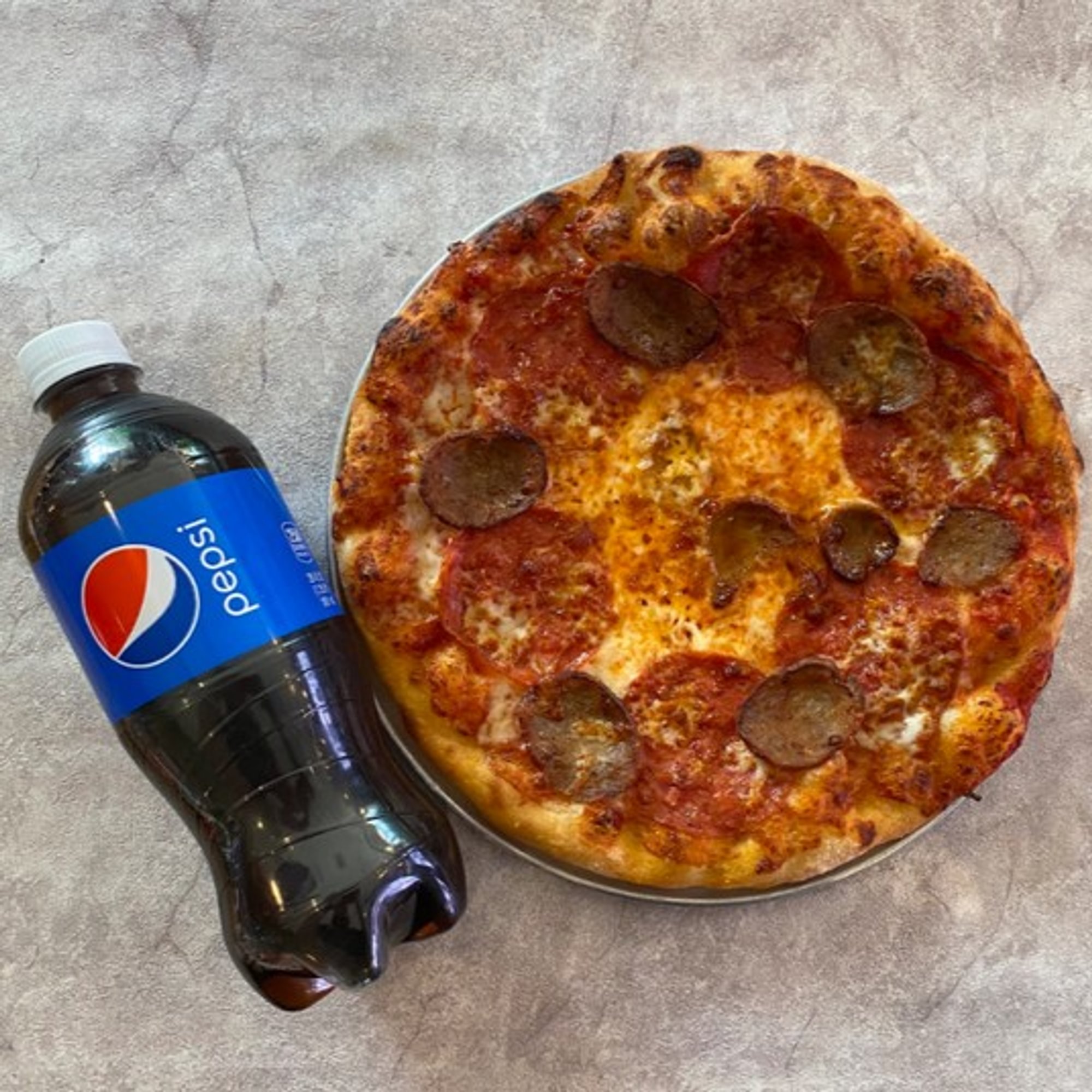 Personal 10" 2 topping + drink