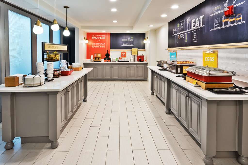 Hampton Inn & Suites Phenix City- Columbus Area Image