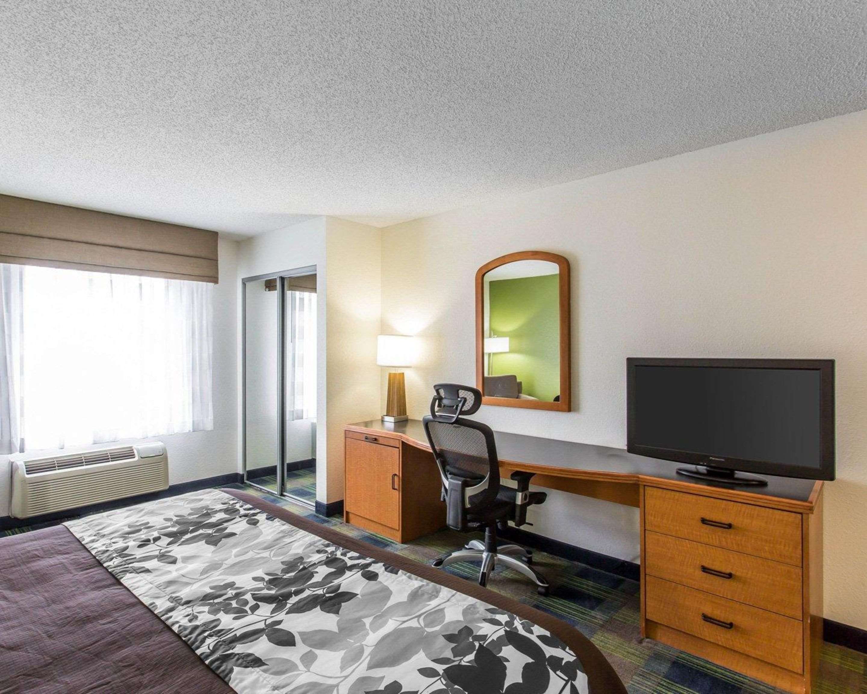 Sleep Inn & Suites Smyrna - Nashville Photo