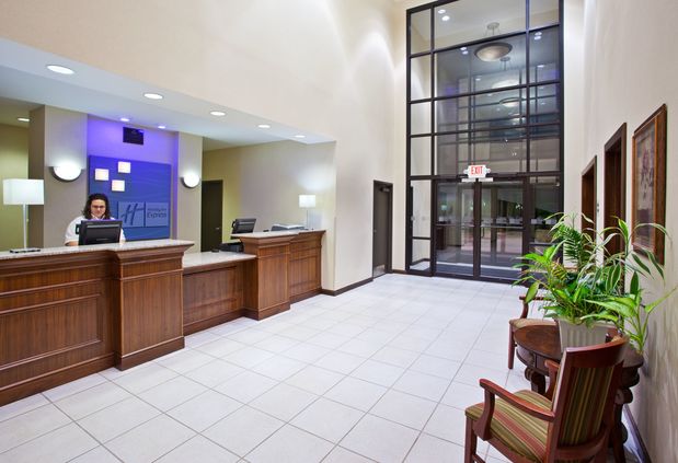 Images Holiday Inn Express & Suites Franklin - Oil City