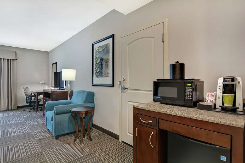 Hilton Garden Inn Fayetteville Image