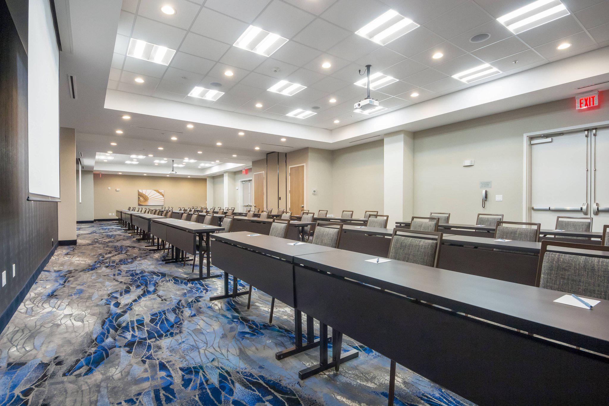 Fairfield Inn & Suites by Marriott Dallas Plano/Frisco Photo