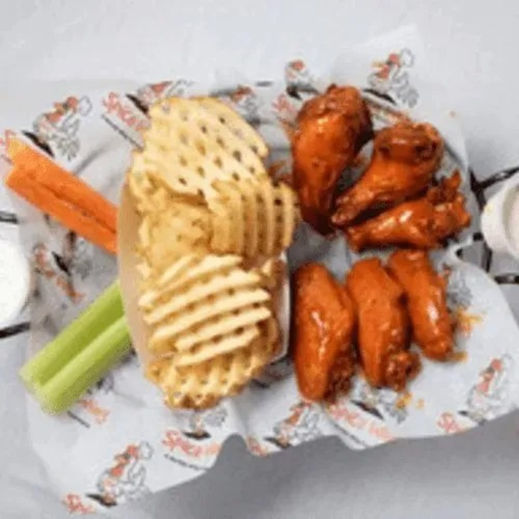 6 Piece Wing Combo Daily Special