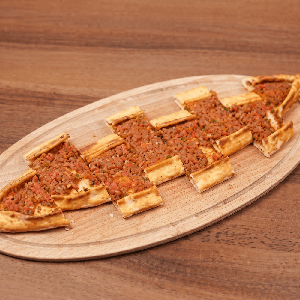 Kıymalı Pide