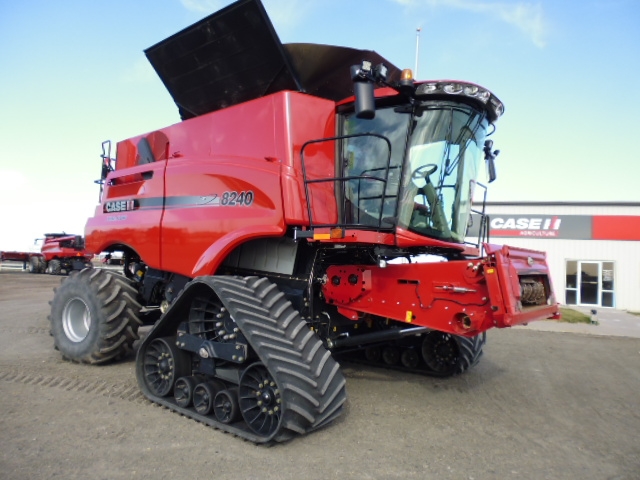 2016 Case IH 8240