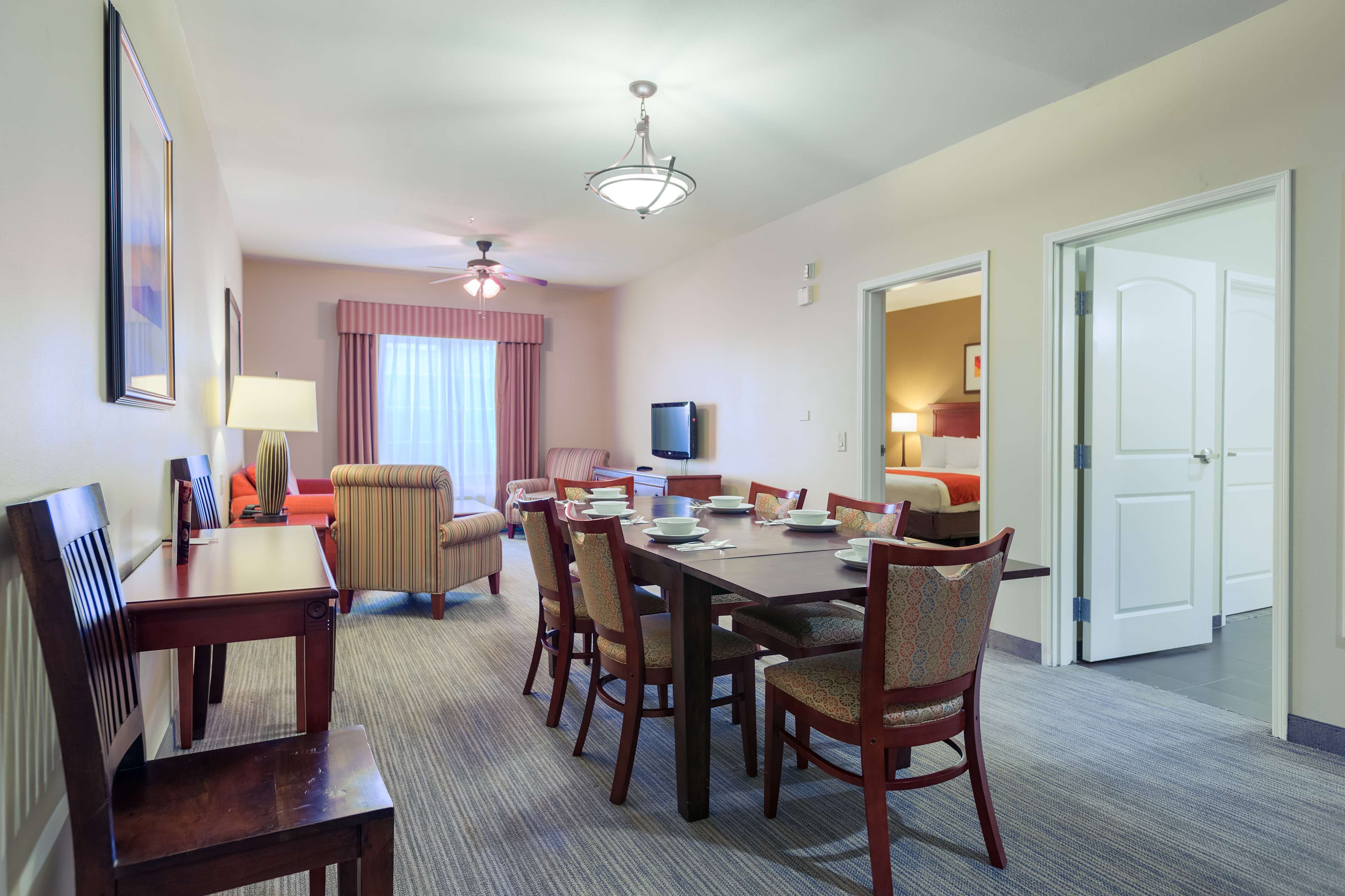 Country Inn & Suites by Radisson, San Marcos, TX Photo