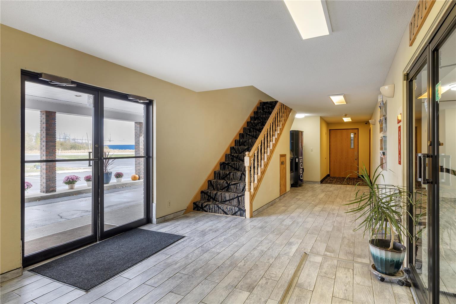 SureStay by Best Western Massena Image