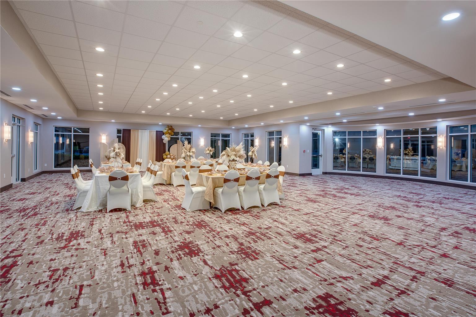 Hilton Garden Inn Chesapeake/Greenbrier Image