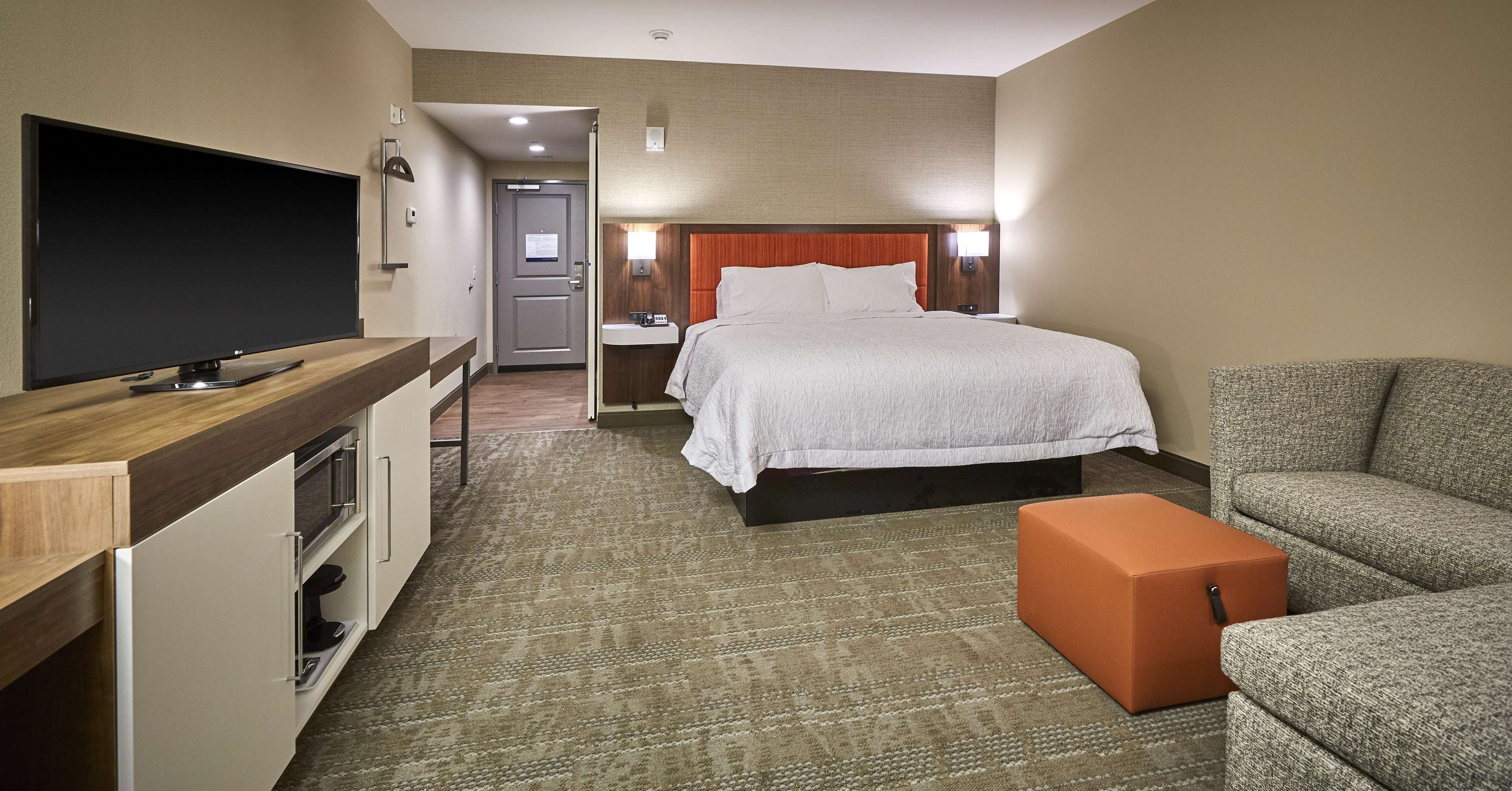 Hampton Inn & Suites Roseburg Photo