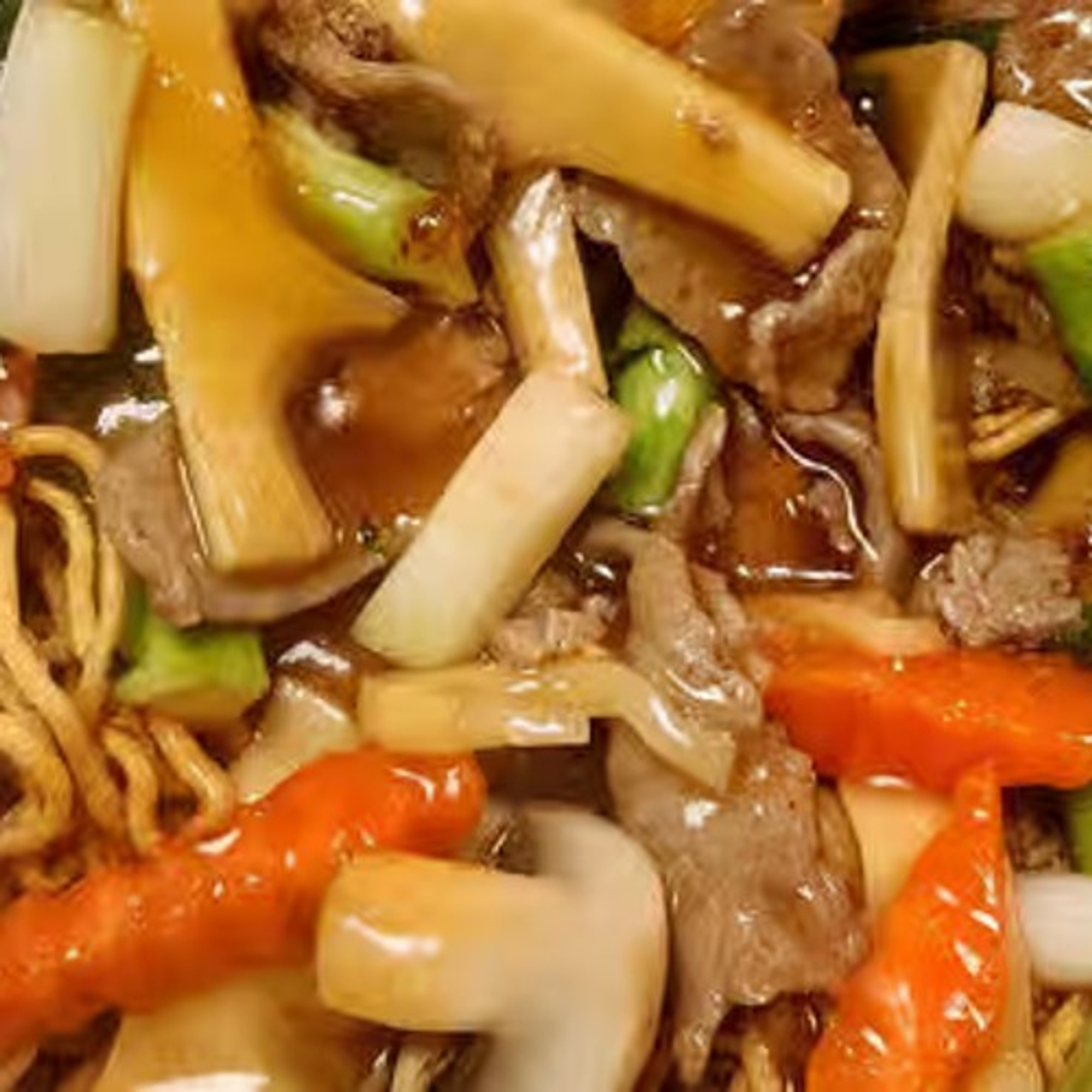 Koy See Mee (Crispy Egg Noodle Nest)