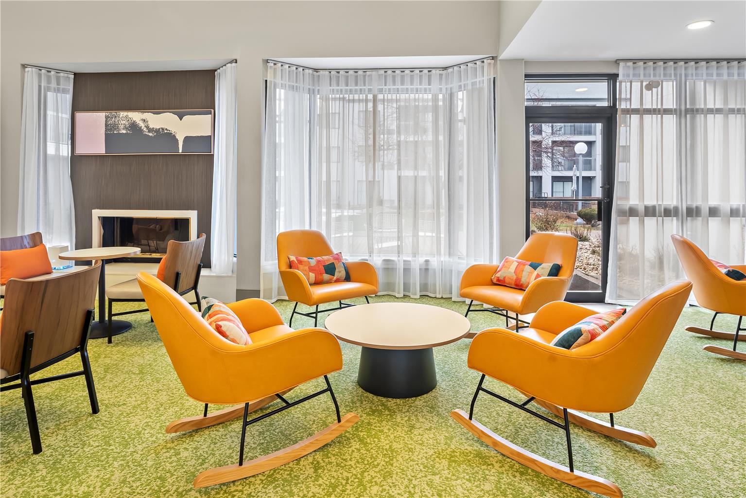 Spark by Hilton Bettendorf Quad Cities Image