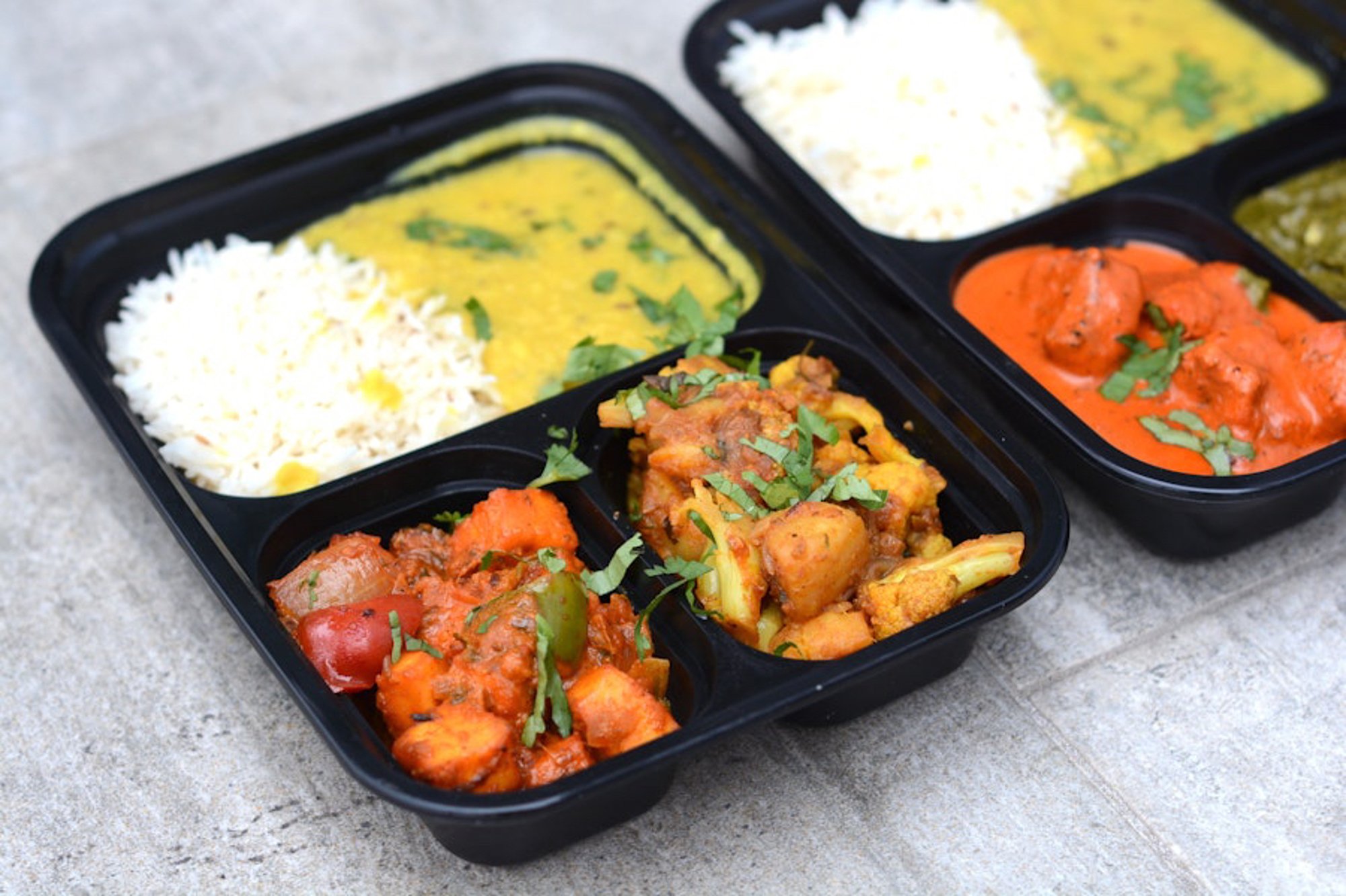 Lunch Box - Chicken: Chicken Tikka Masala, Chili Chicken, Rice & Naan