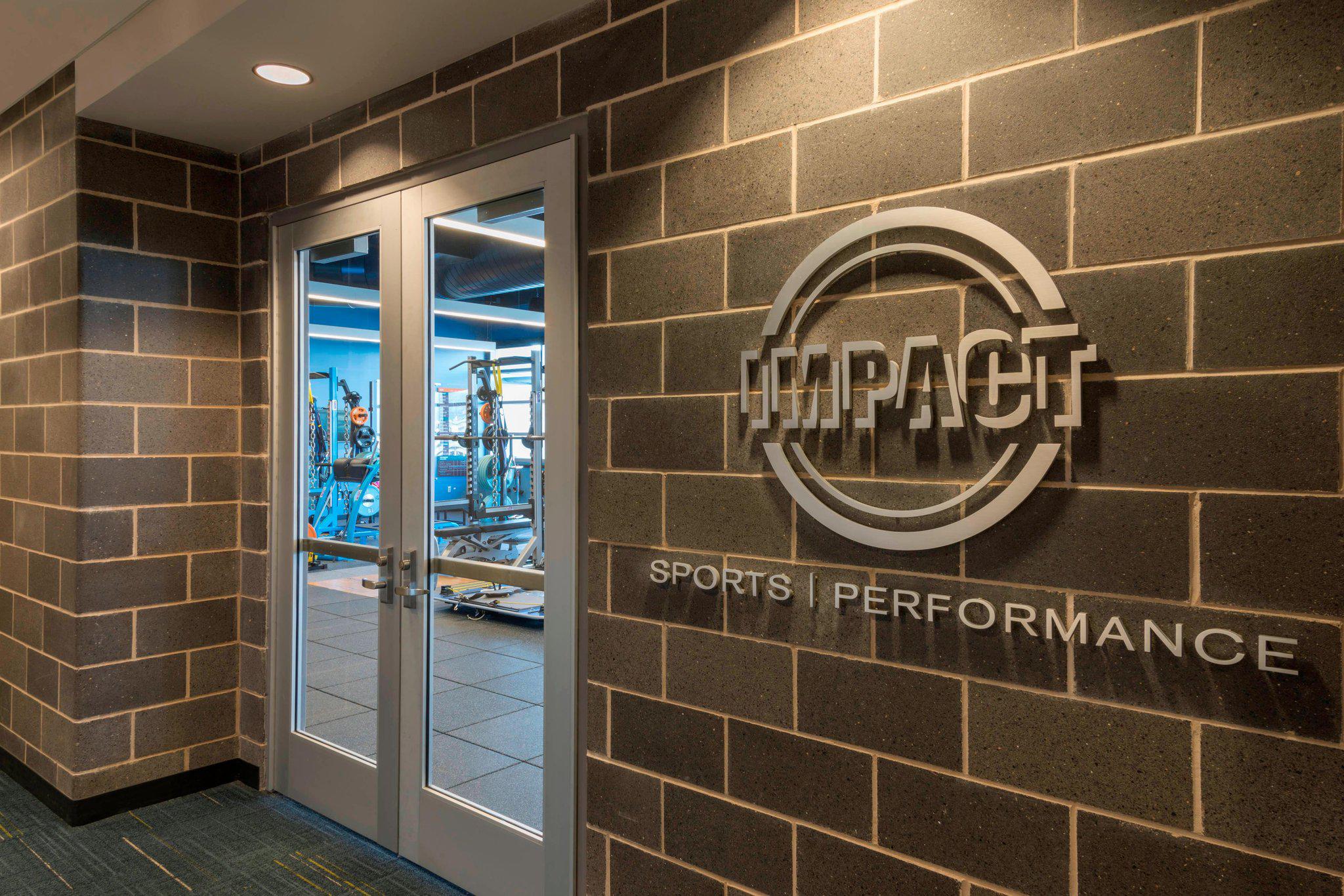 Buffalo Marriott at LECOM HARBORCENTER Photo