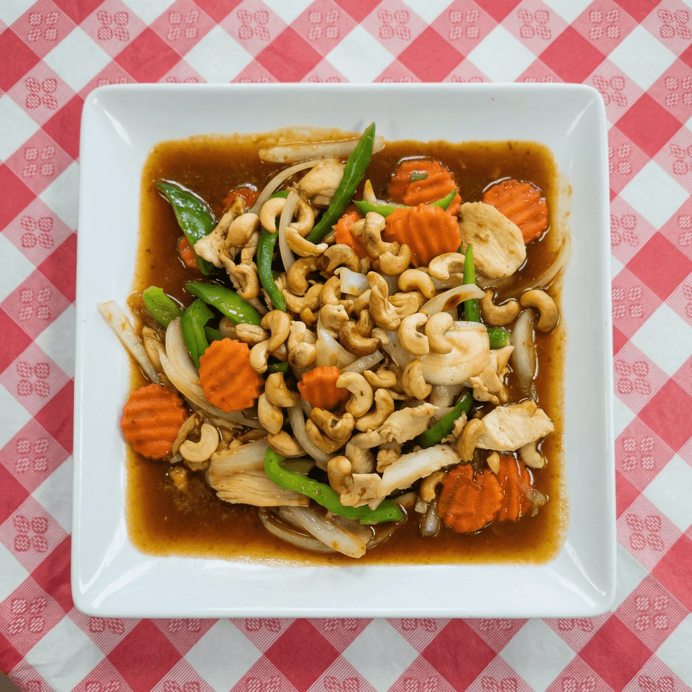 Chicken with Cashew Nuts