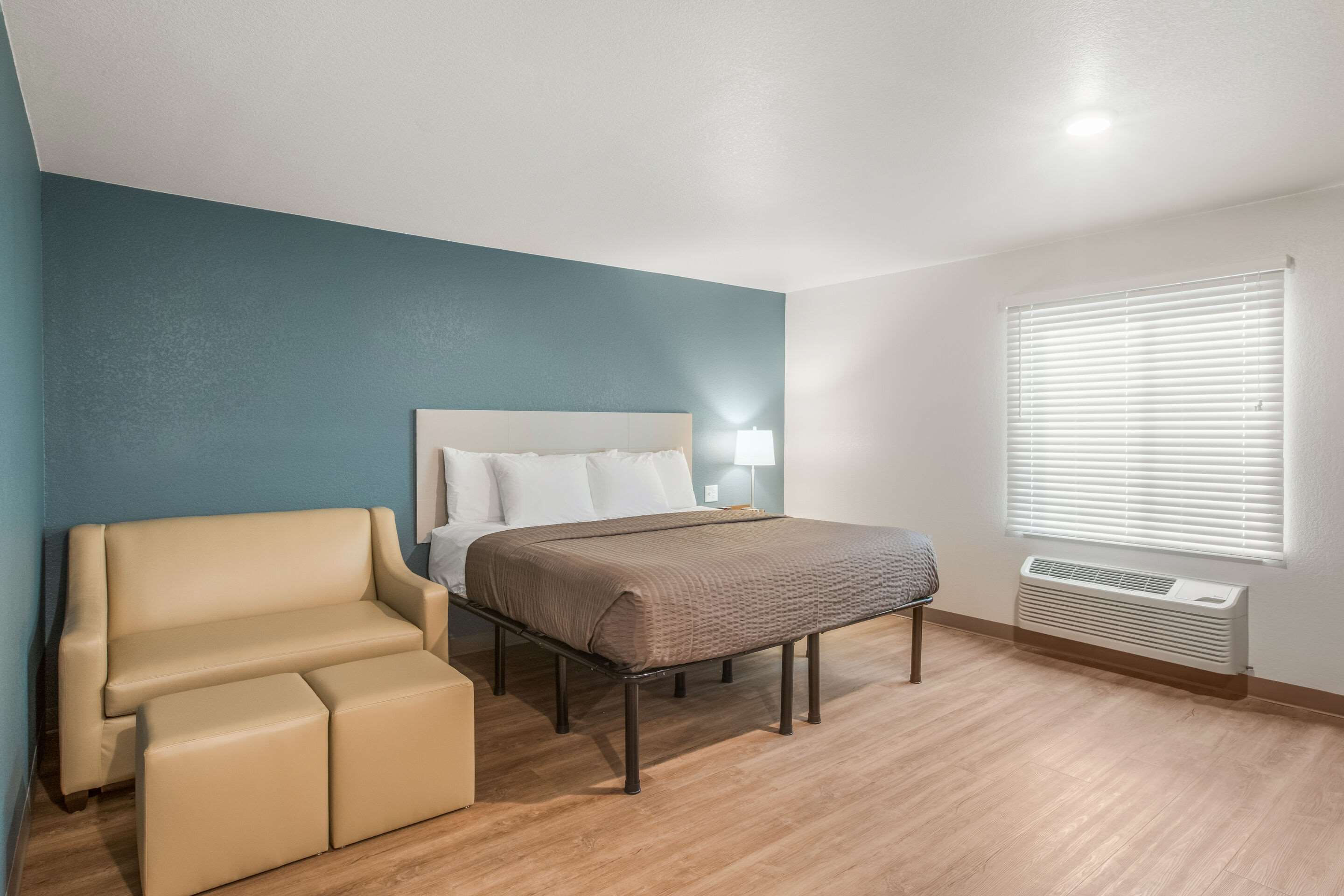 WoodSpring Suites Atlanta McDonough Photo