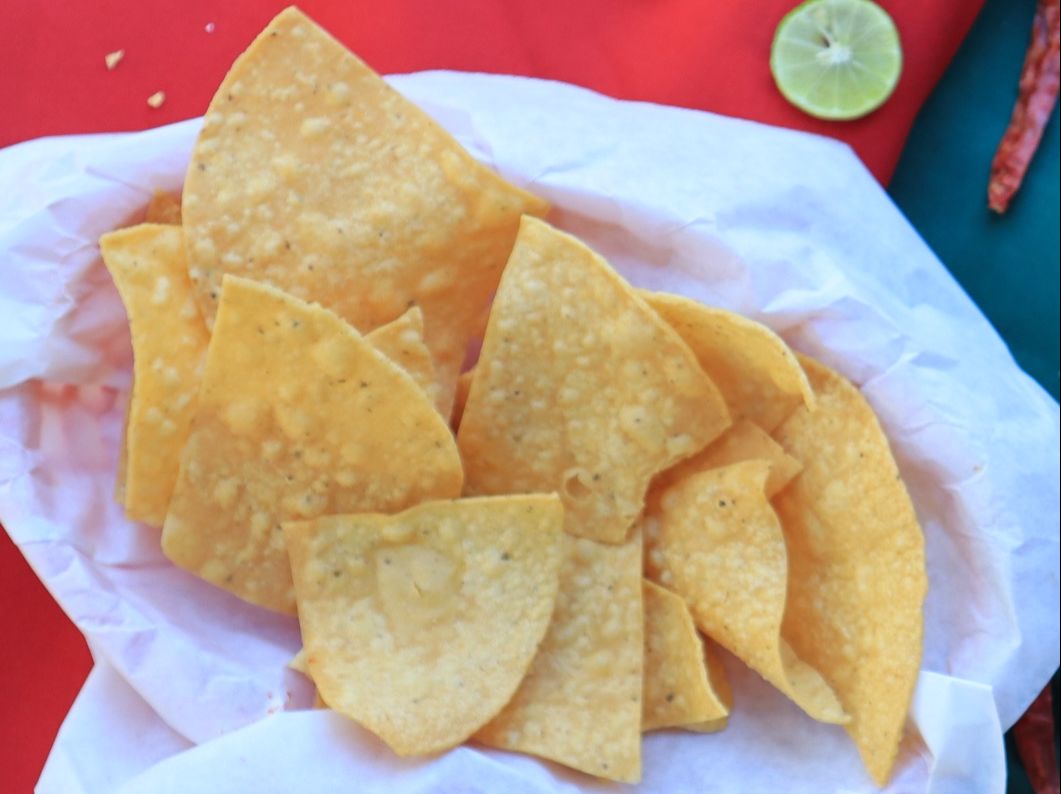 2oz Salsa and Small Chips