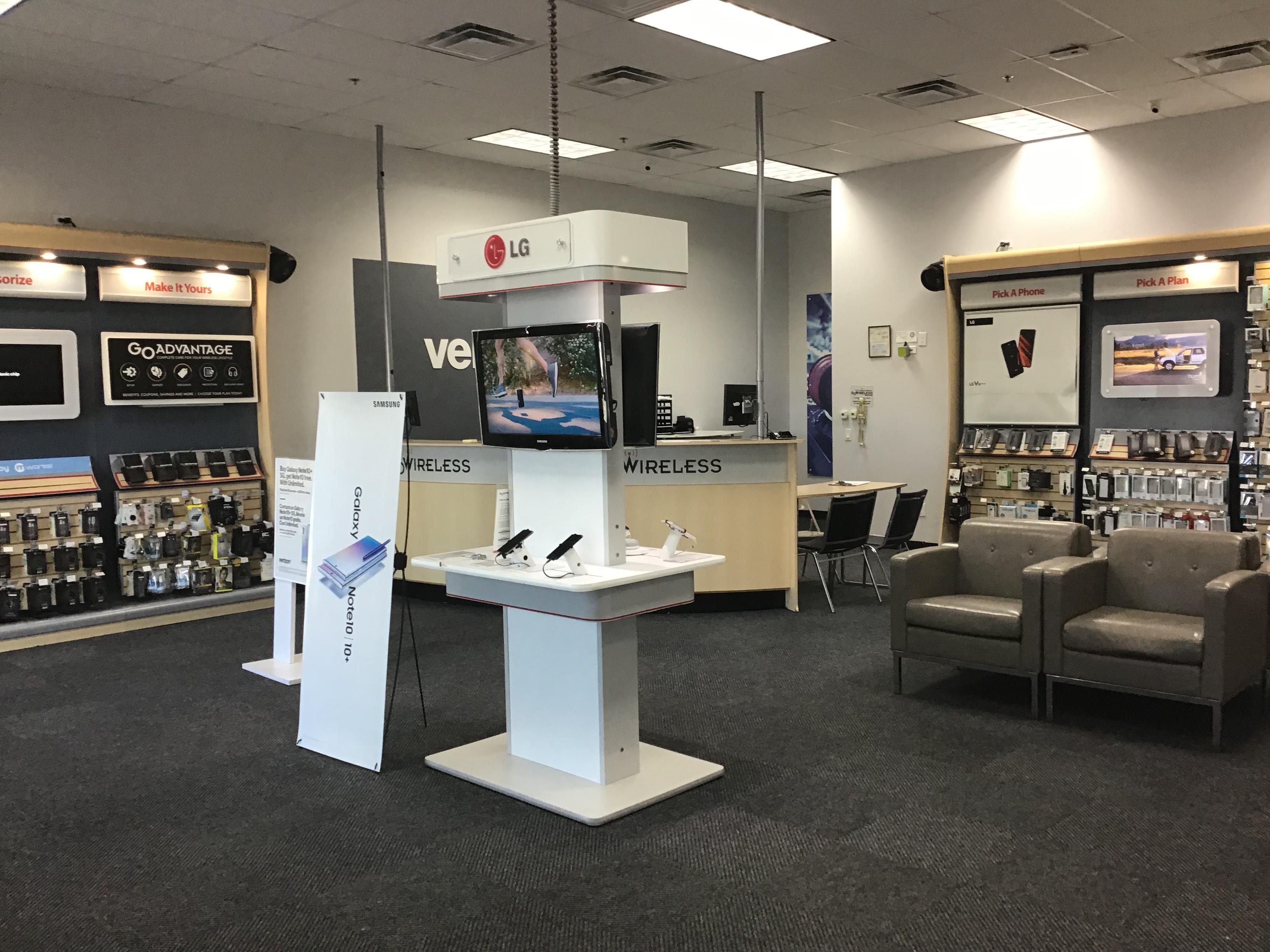 Verizon Authorized Retailer – GoWireless Photo