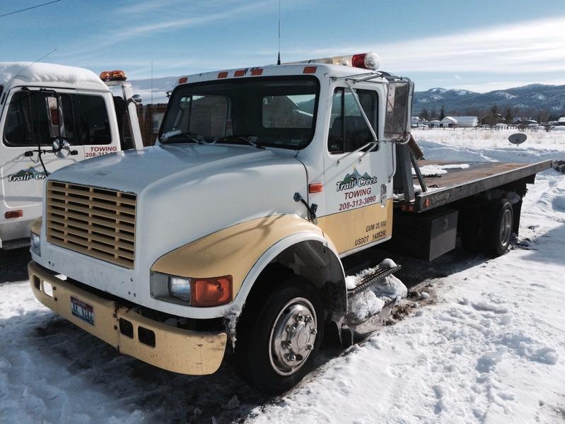 Trail Creek Towing Logo