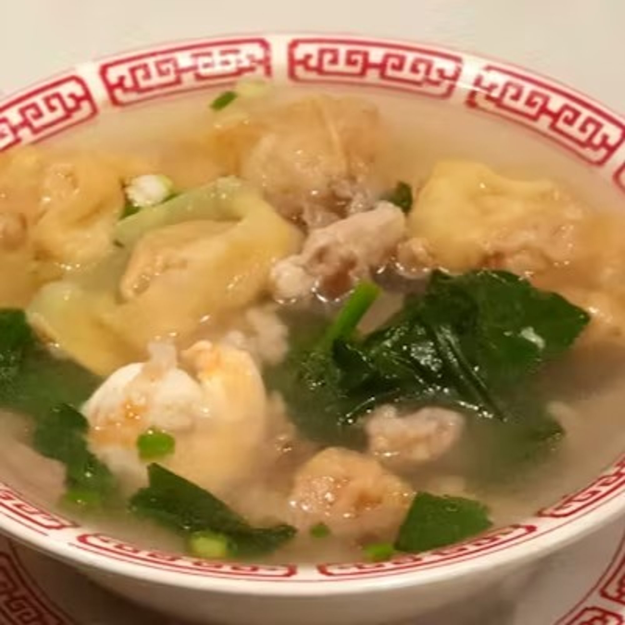 Wonton Soup with All Kinds of Goodies / 窩雲吞湯