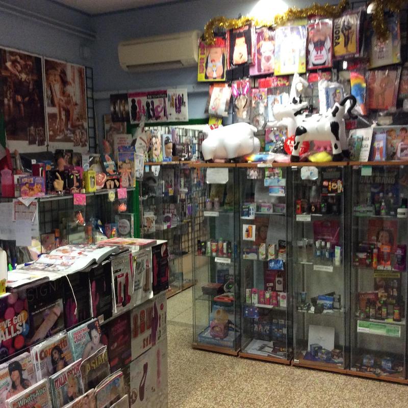 Images Sexy Shop Market e Cinema