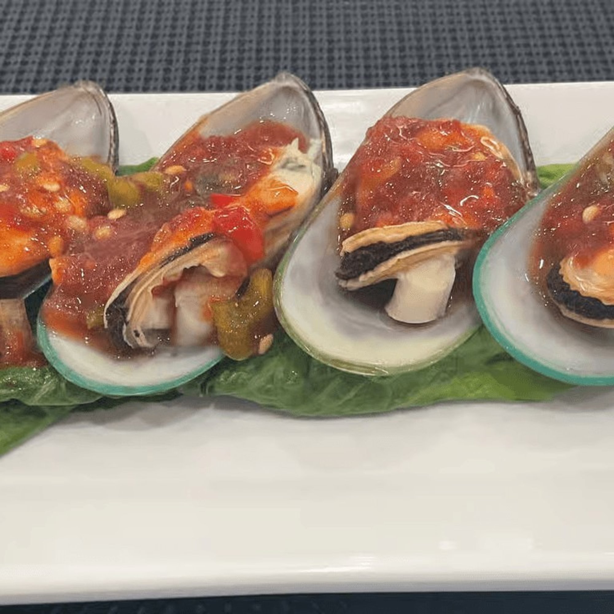 Spicy Green Mussels