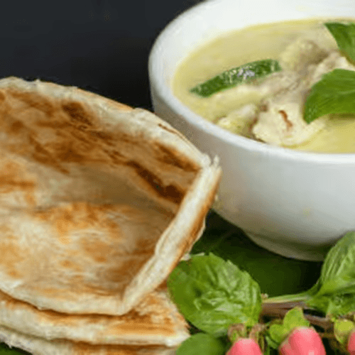 Roti Served with Green Curry