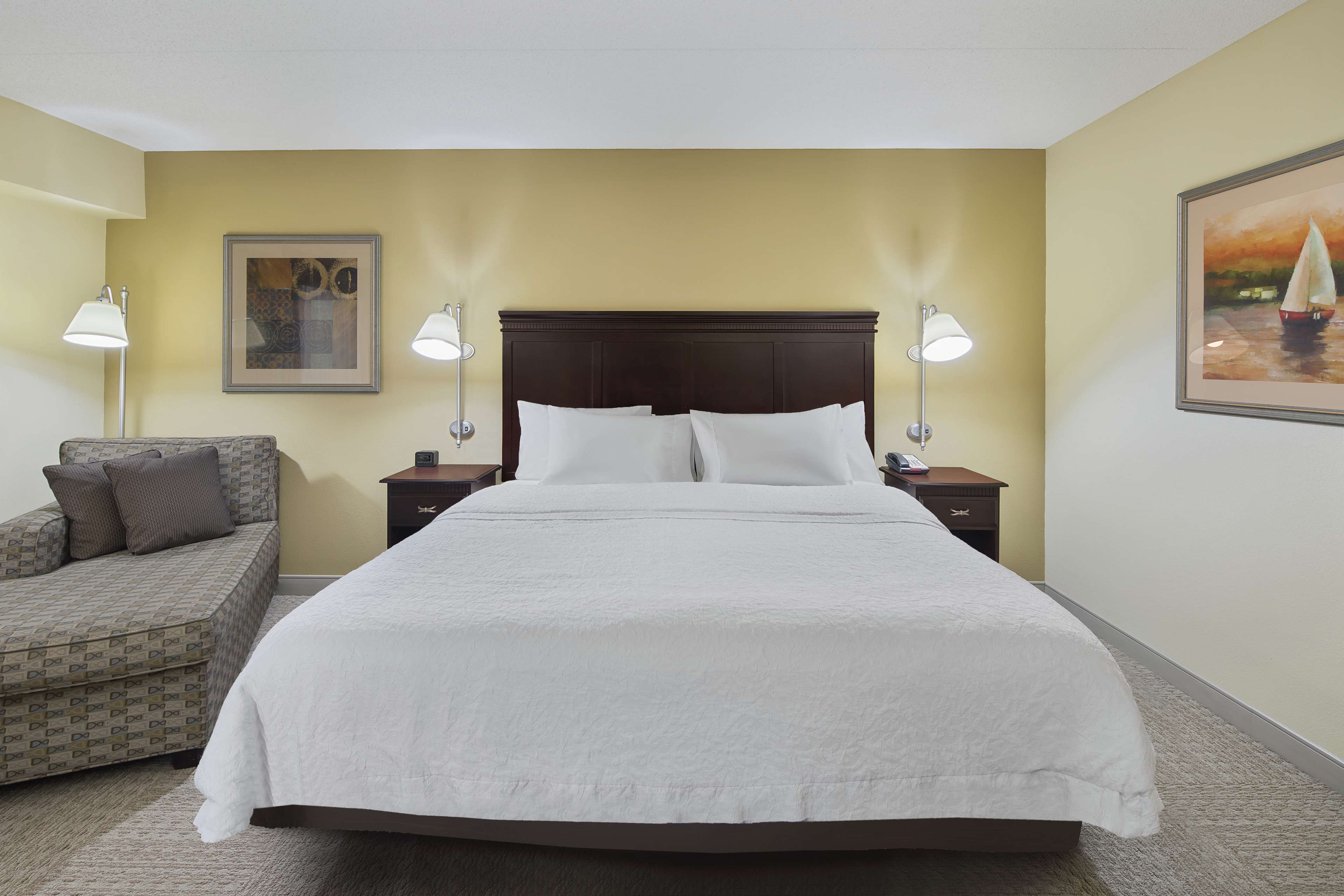 Guest room
