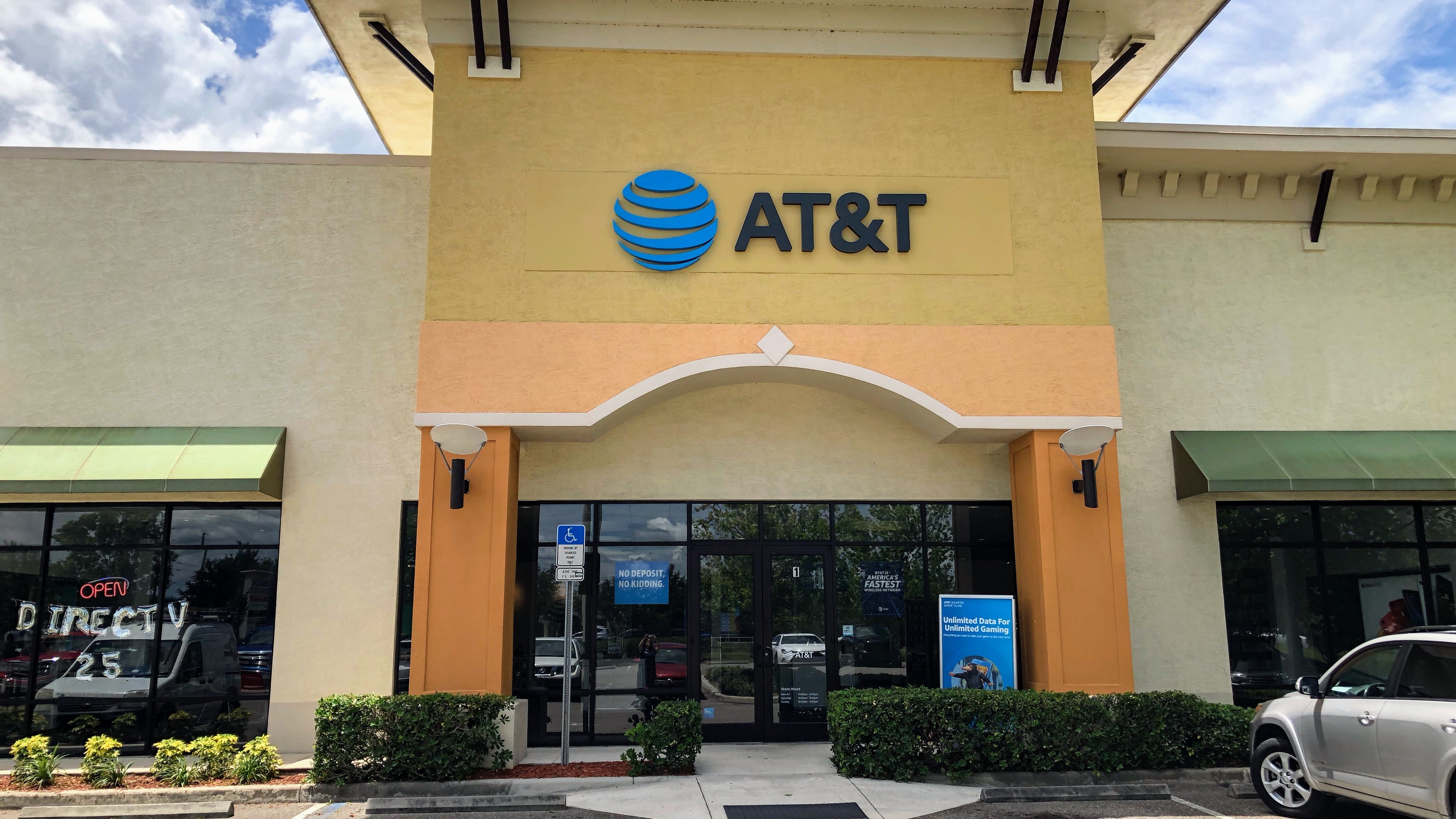 AT&T Store Photo