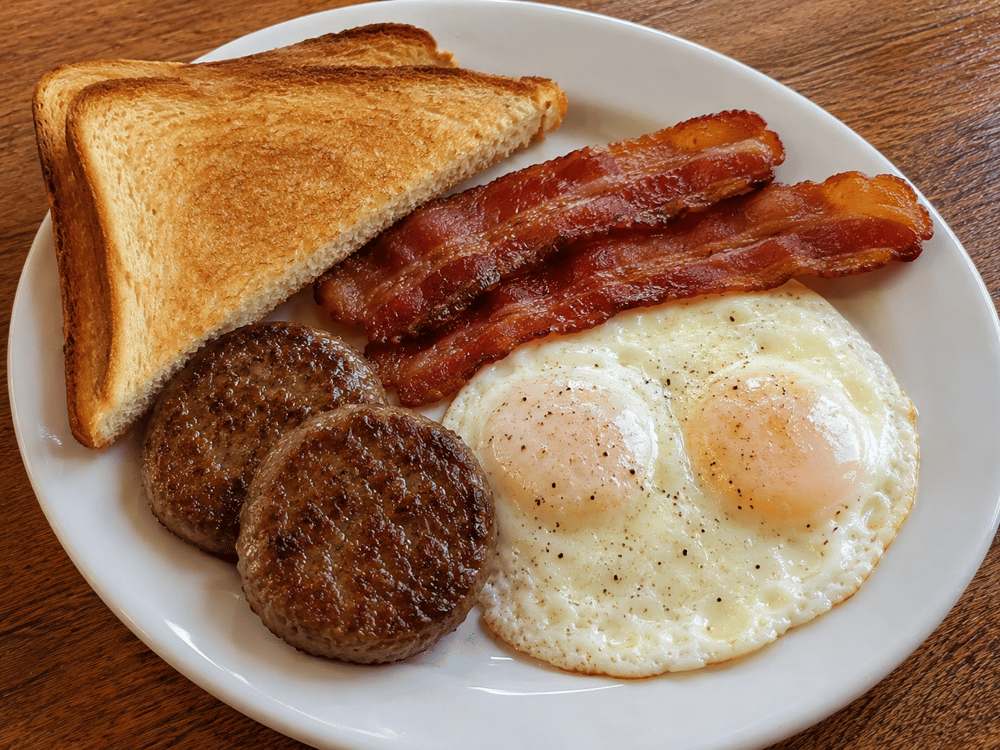 Set 1: 2 Eggs, 2 Bacon & 2 Sausage