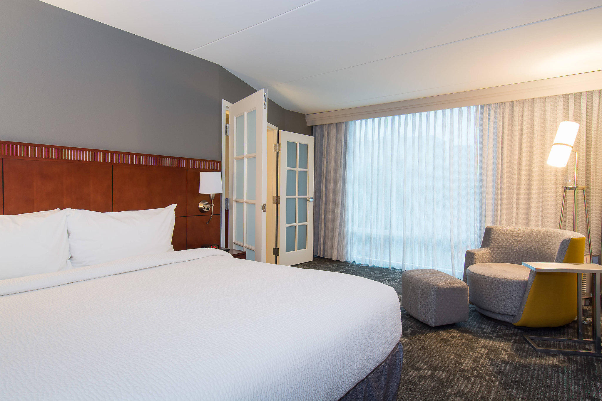 Courtyard by Marriott Columbia Downtown at USC Photo