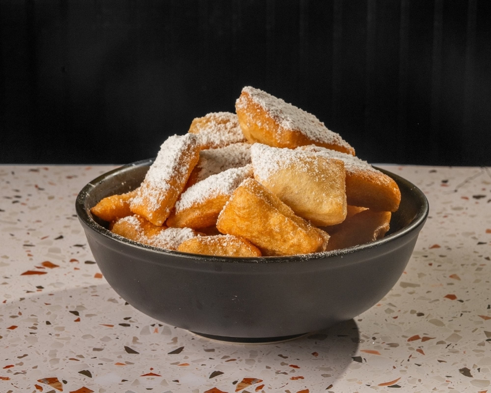 ZEPPOLIS