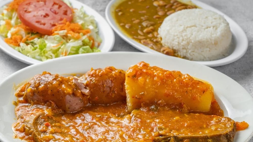 Lengua en Salsa / Beef tongue