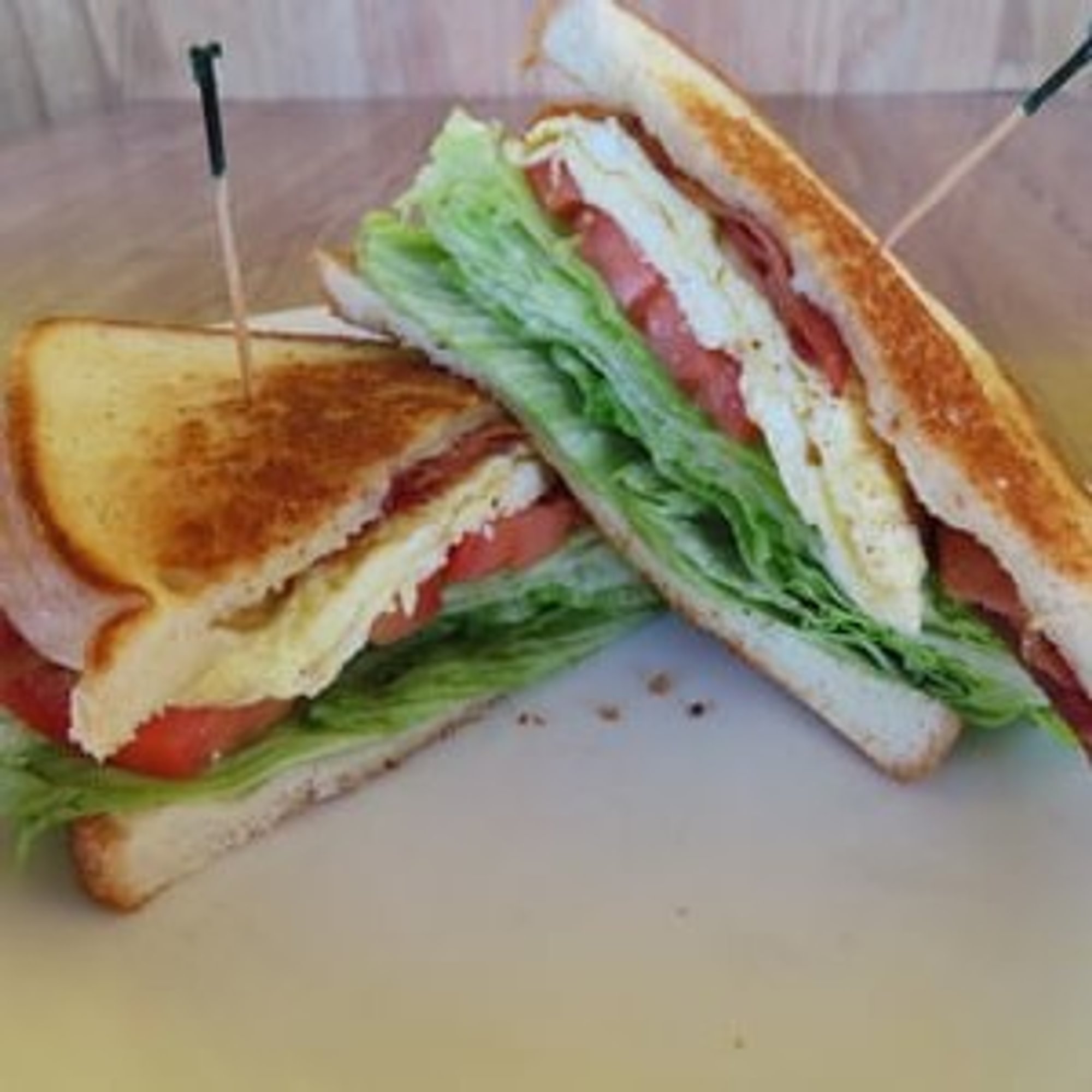 Bacon & Egg Sandwich (BF)