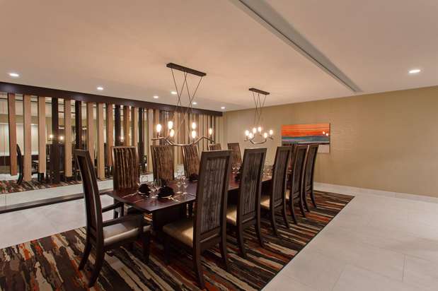 Images DoubleTree by Hilton Hotel San Bernardino