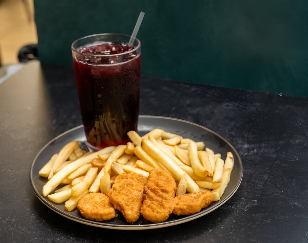 Kids Chicken Nuggets & Fries