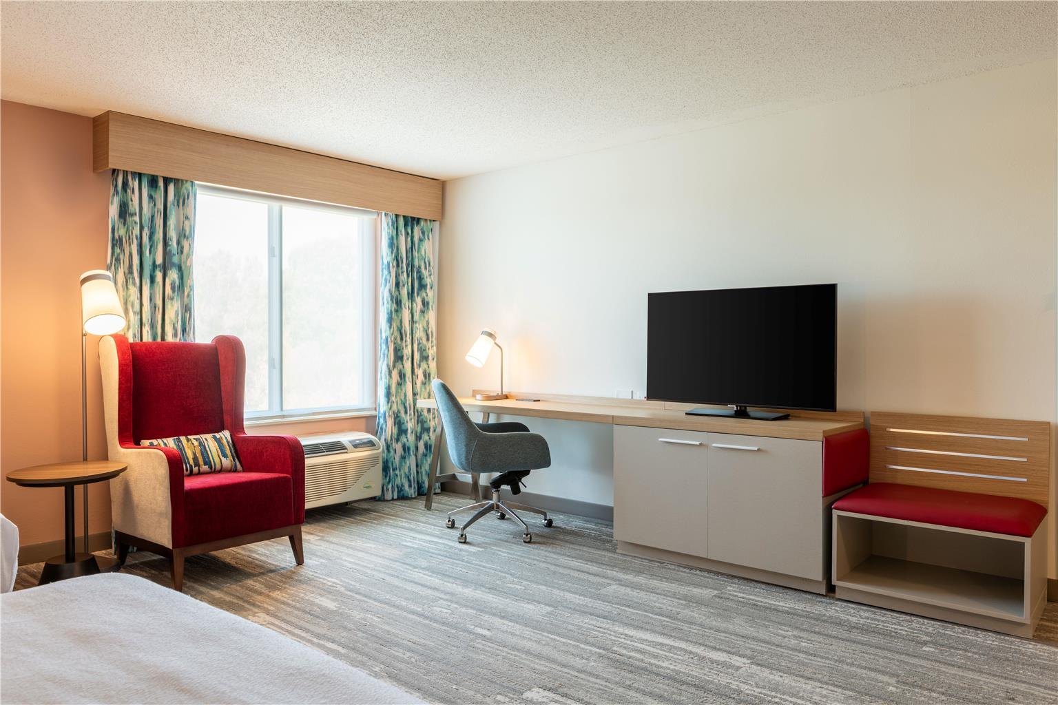 Hilton Garden Inn Portland Airport Image