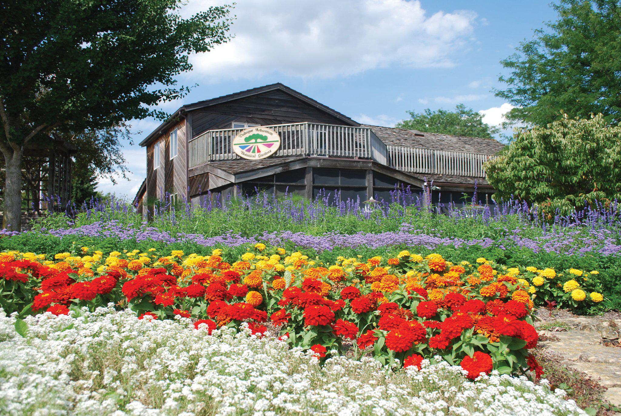 Holiday Inn Dubuque/Galena Photo