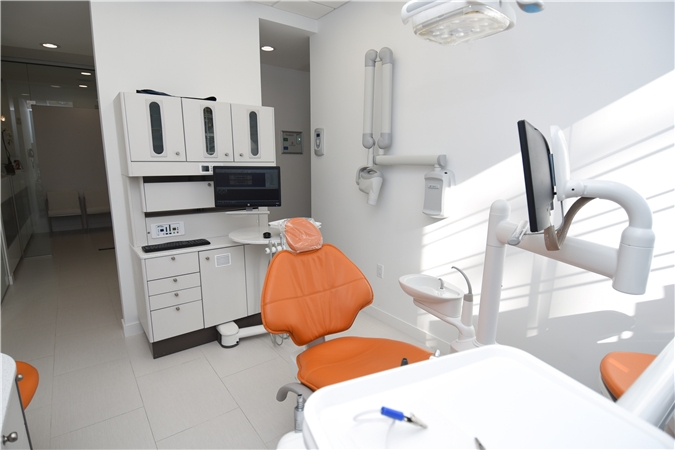 Modern Dental Care of Queens Photo