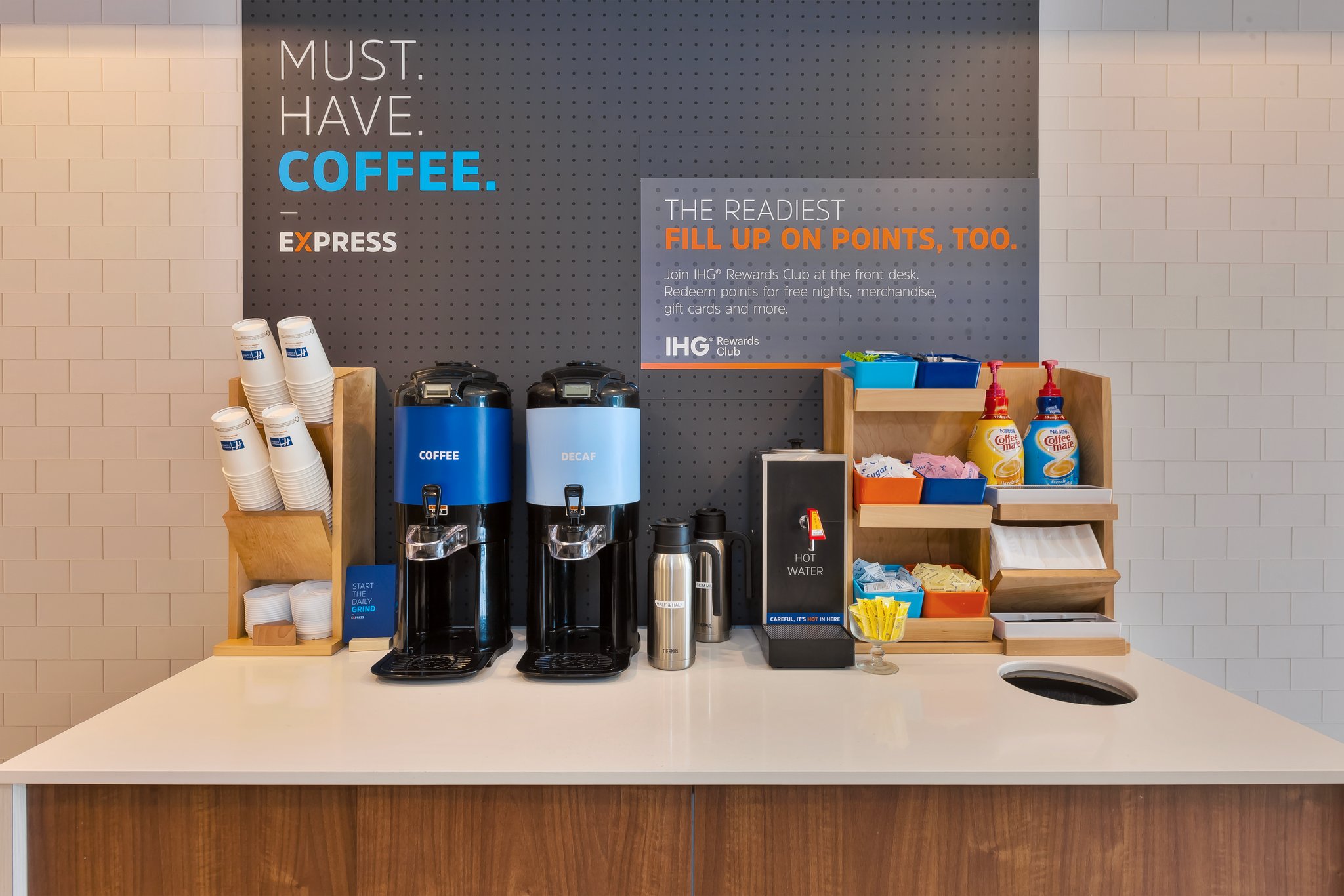 Holiday Inn Express & Suites Warminster - Horsham by IHG Image