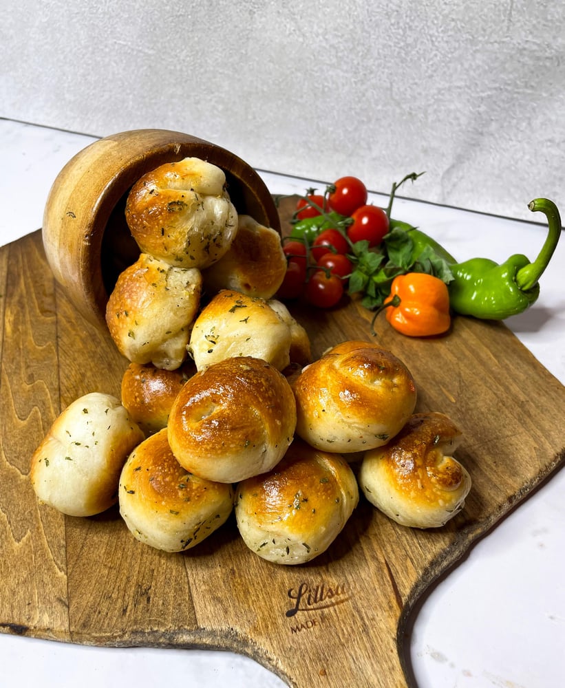 Garlic Knots