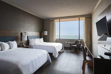 Images Nashville Airport Marriott