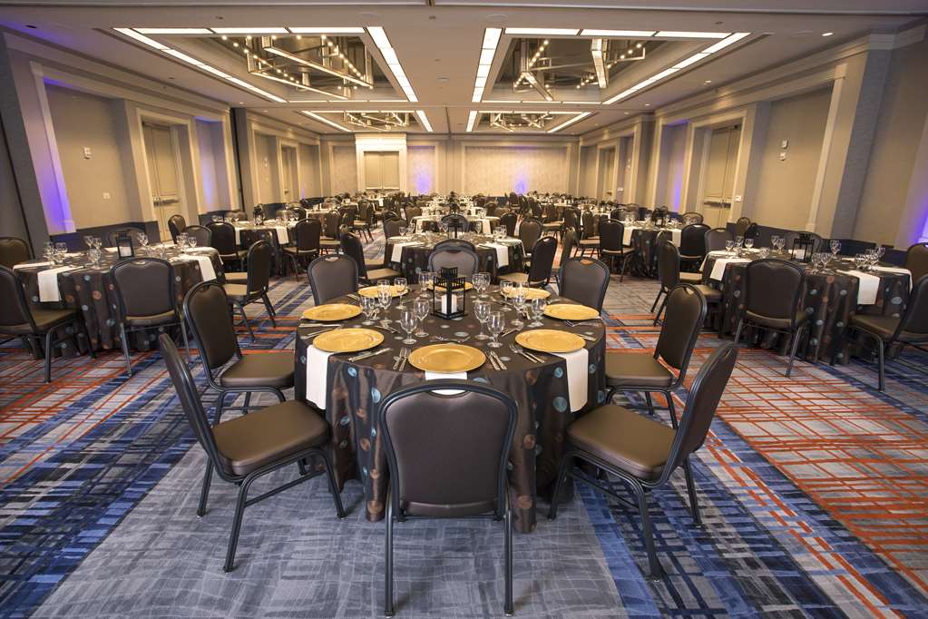Hilton Atlanta Airport Image