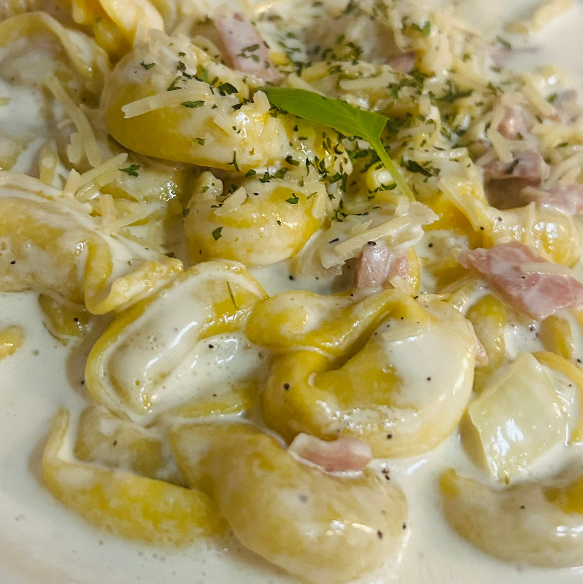 Tortellini Alla Panna