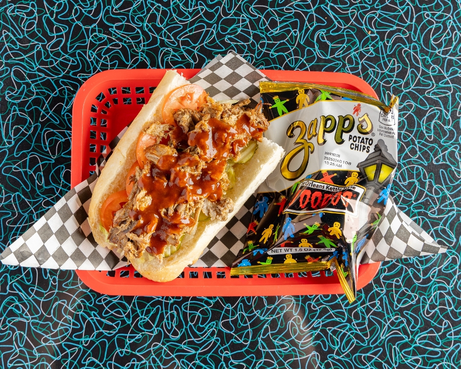 Pulled pork po boy 12in