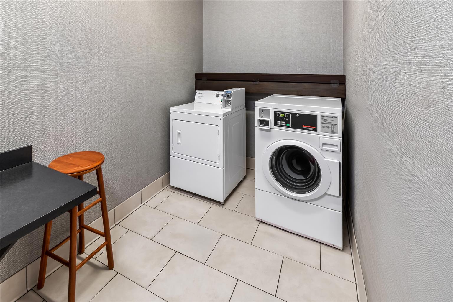 Hampton Inn Middletown Image