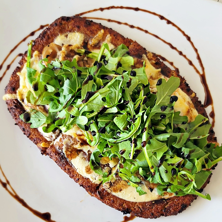 Onion Crust Pizza