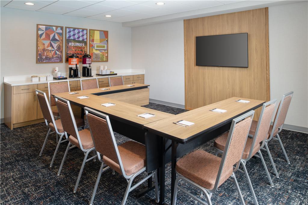 Hampton Inn by Hilton North Hollywood Image