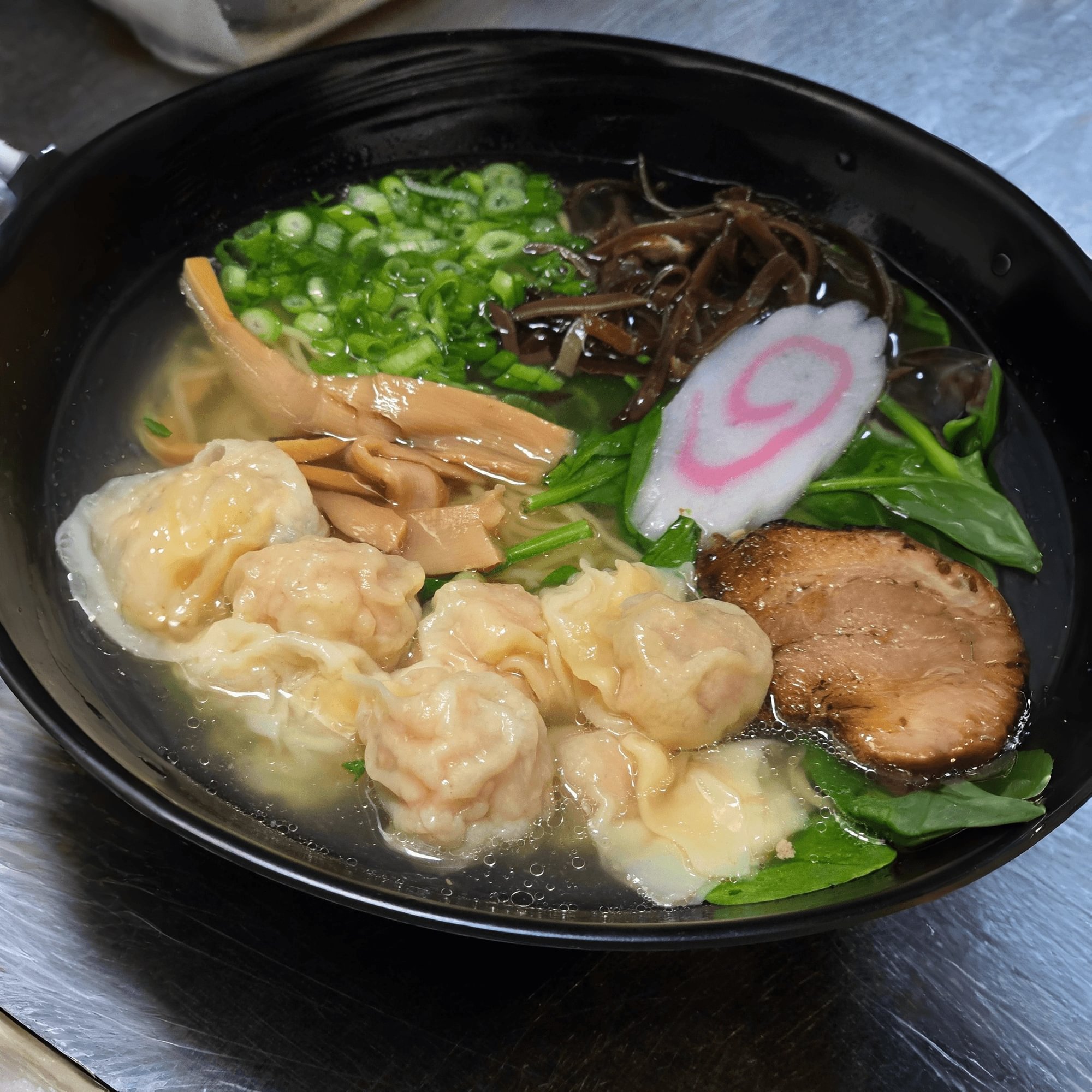 Wonton Ramen / 云吞拉面