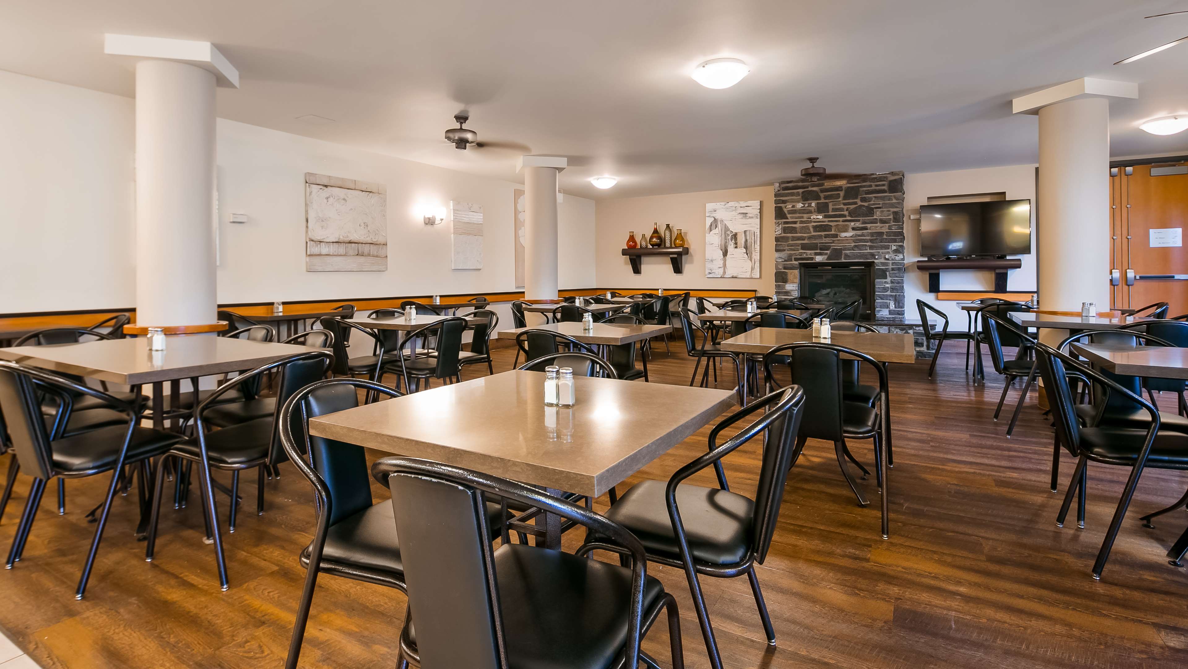 Images Best Western Pocaterra Inn
